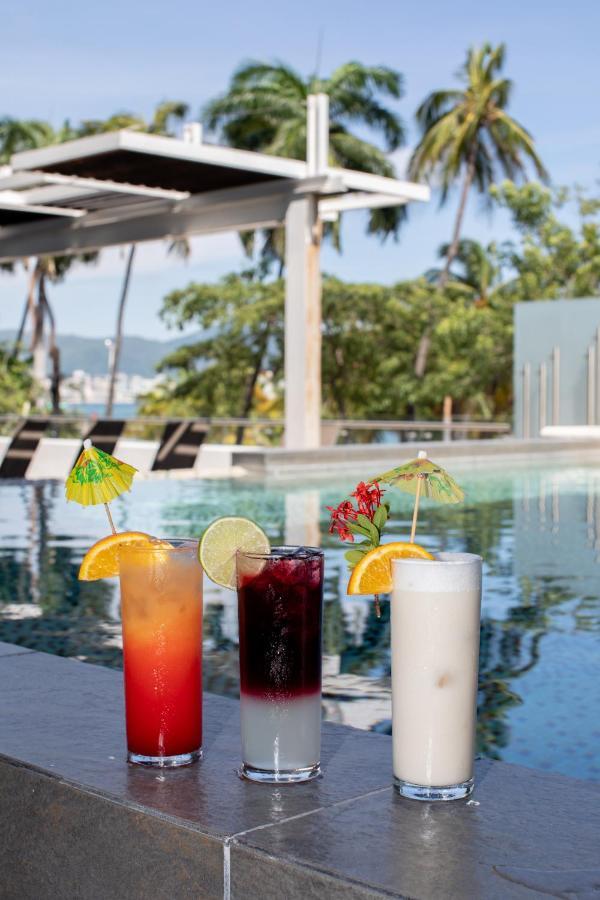 Ramada By Wyndham Acapulco Hotel & Suites Buitenkant foto