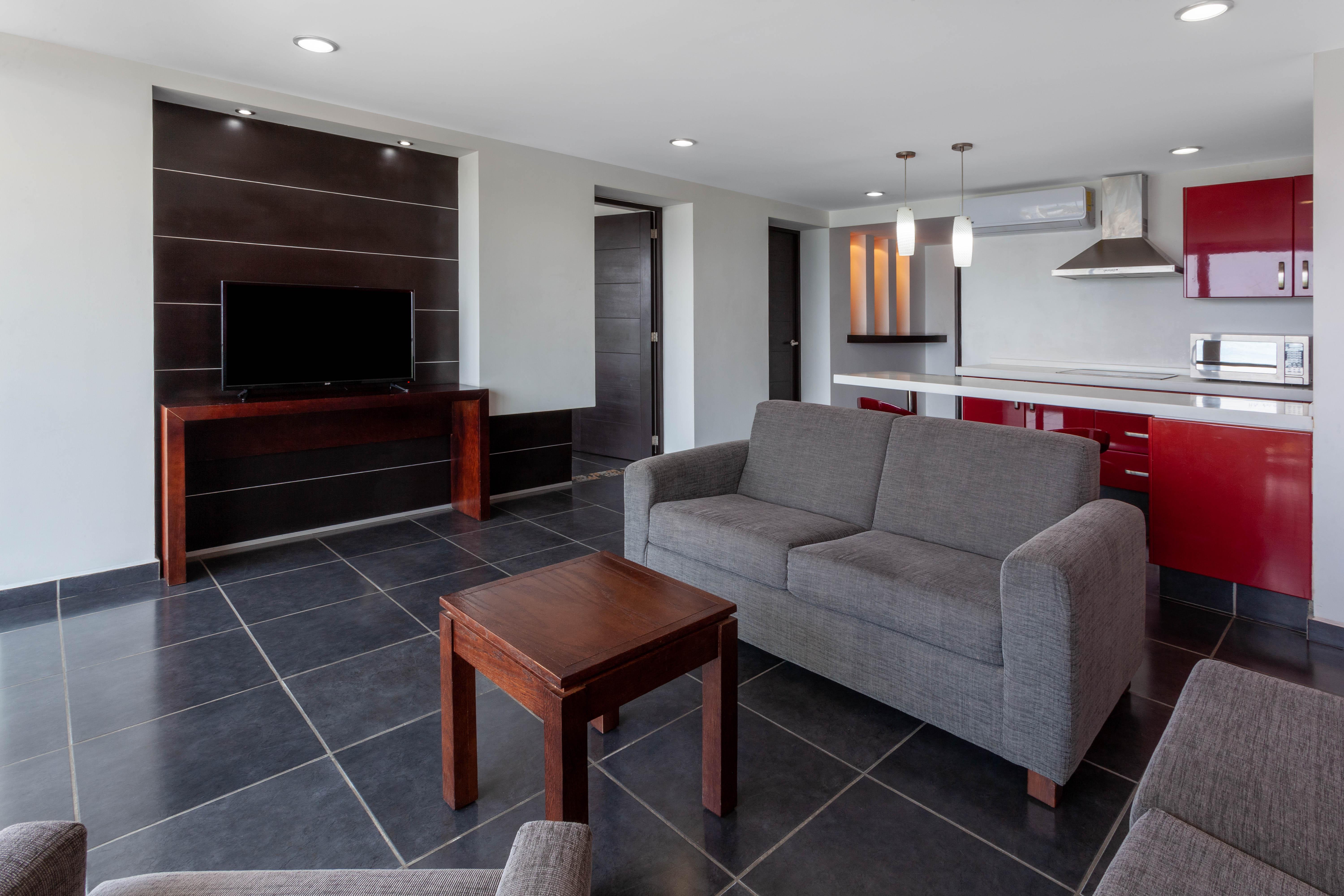Ramada By Wyndham Acapulco Hotel & Suites Buitenkant foto