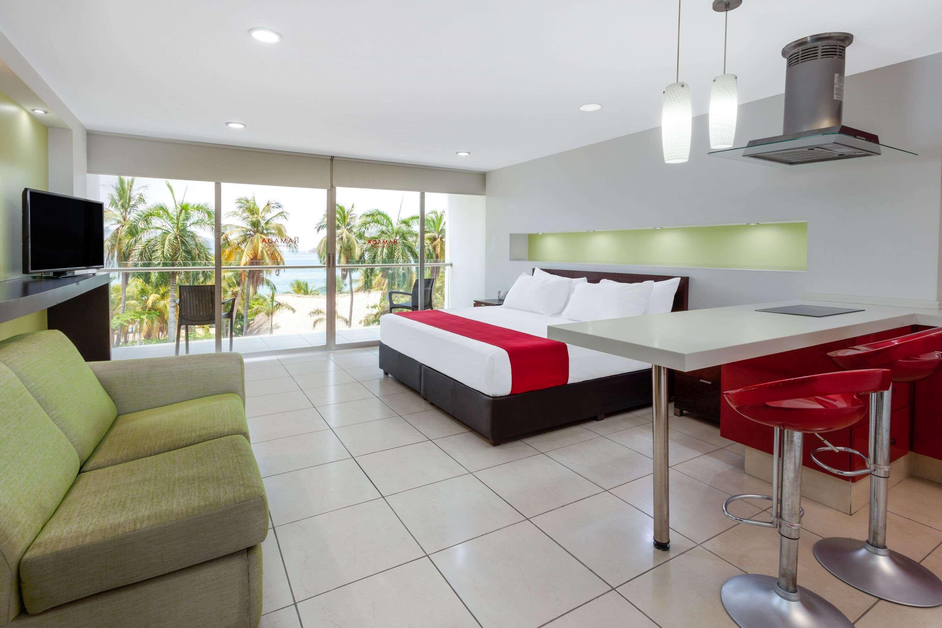 Ramada By Wyndham Acapulco Hotel & Suites Buitenkant foto