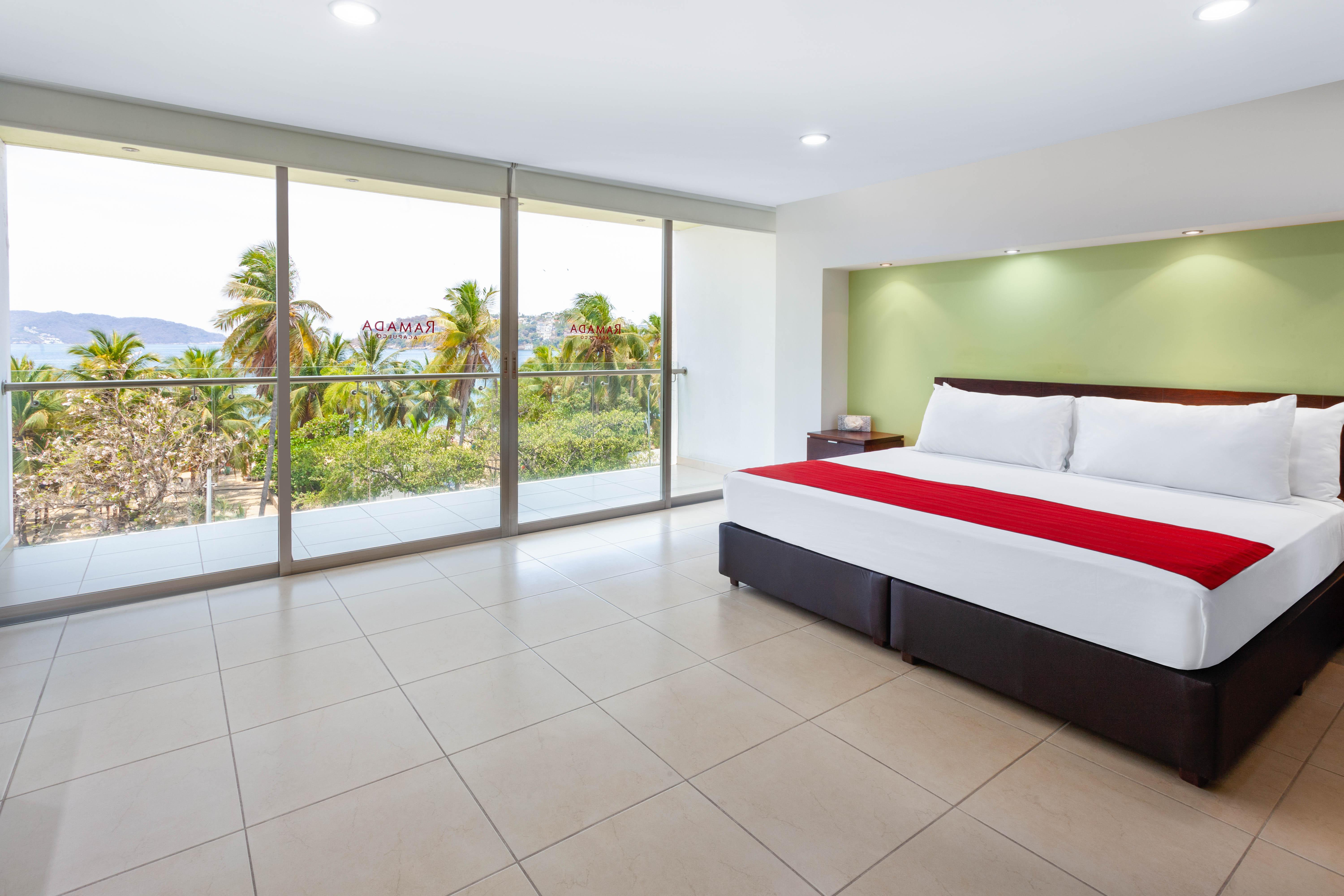 Ramada By Wyndham Acapulco Hotel & Suites Buitenkant foto