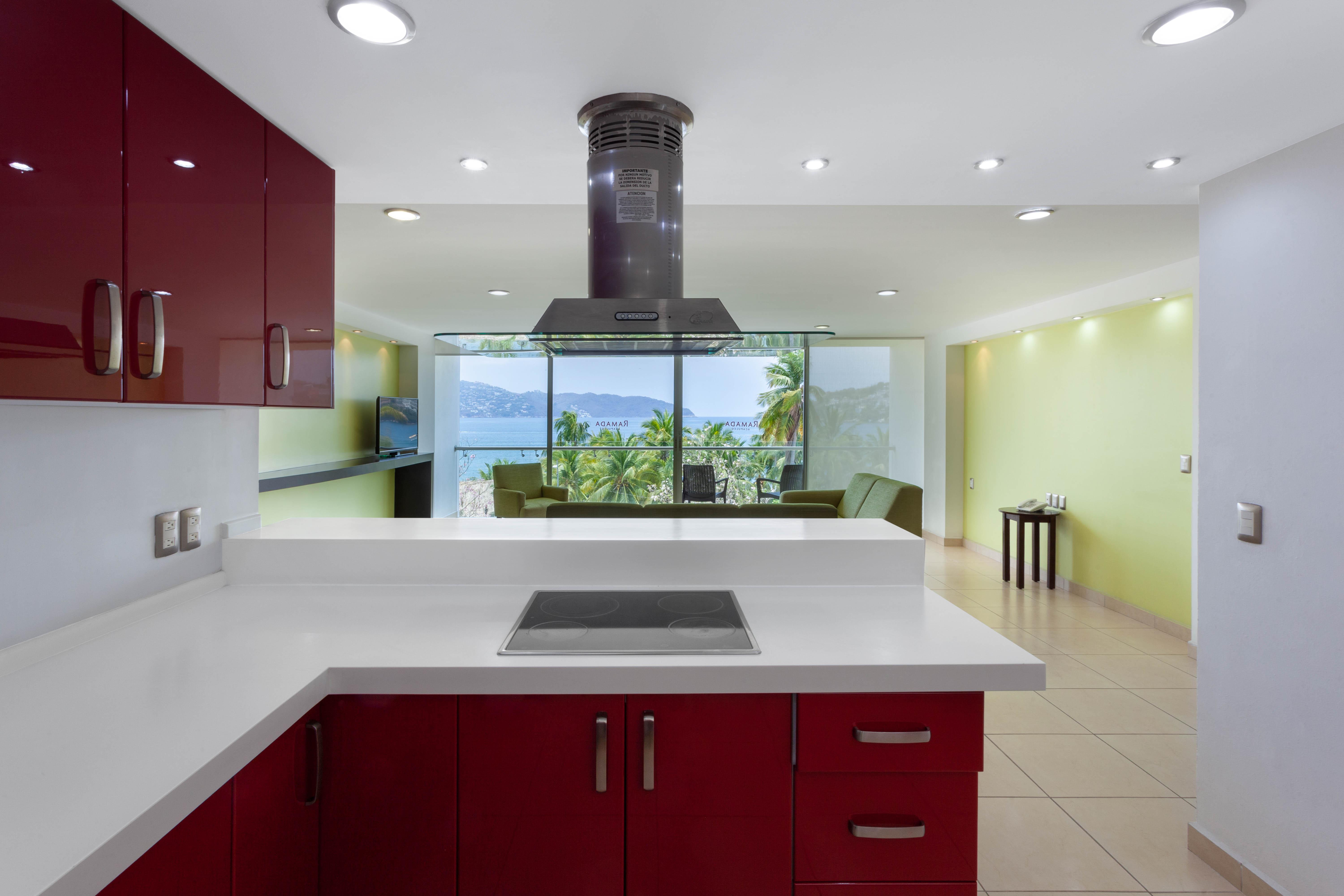 Ramada By Wyndham Acapulco Hotel & Suites Buitenkant foto